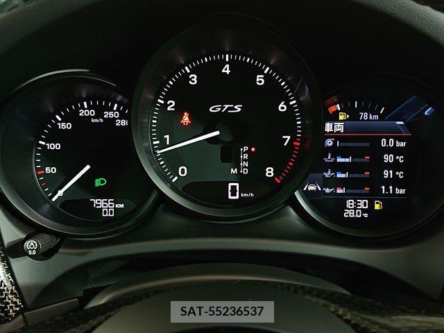 Porsche MACAN 2023-05 366244-17