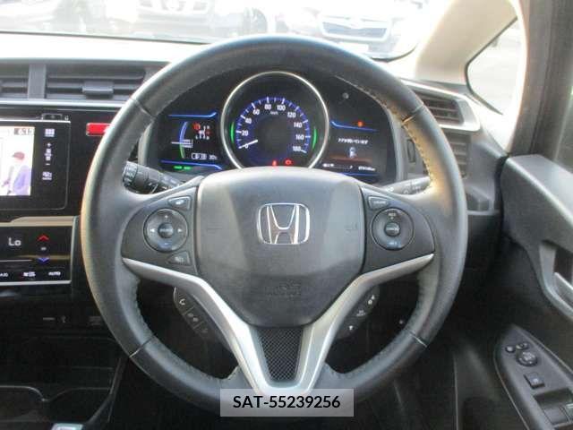 Honda FIT 2014-04 385785-13