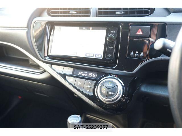 Toyota AQUA 2014-01 299044-19
