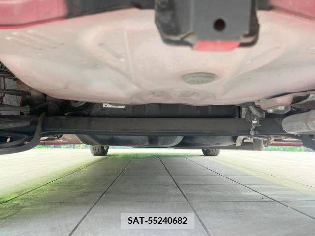 Toyota SPADE 2013-09 313688-19