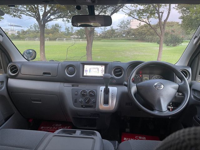 Nissan NV350 Caravan 2013-09 12311-9