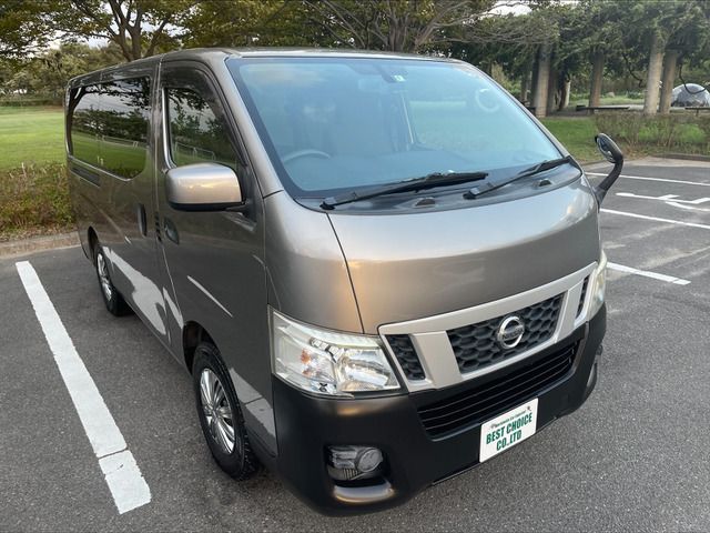 Nissan NV350 Caravan 2013-09 12311-12