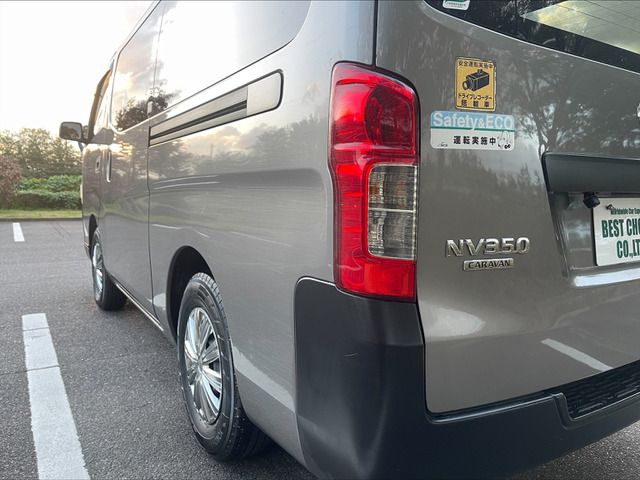Nissan NV350 Caravan 2013-09 12311-16