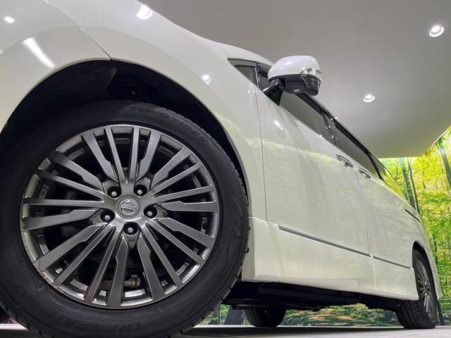 Nissan ELGRAND 2017-04 26669-13