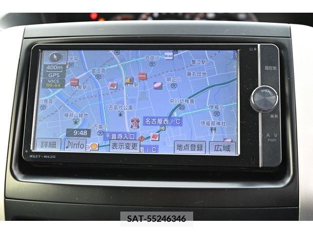 Toyota NOAH 2013-06 215297-21
