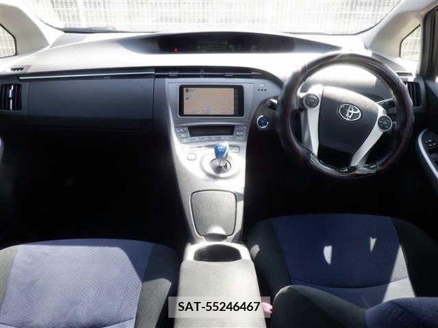 Toyota PRIUS 2012-03 239793-1