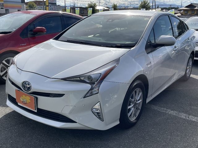 Toyota PRIUS 2017-09 18670-1