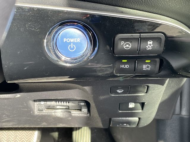 Toyota PRIUS 2017-09 18670-15