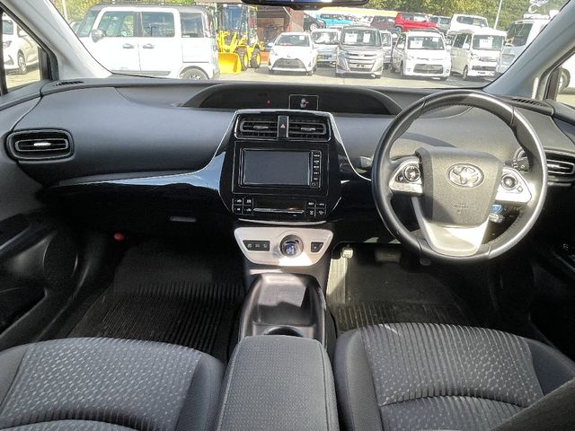 Toyota PRIUS 2017-09 18670-3