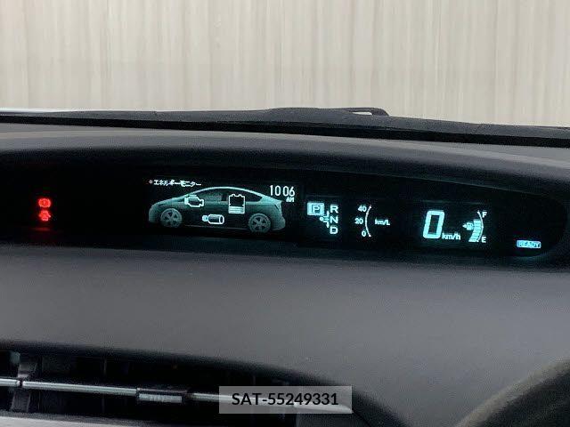 Toyota PRIUS 2015-03 232708-7