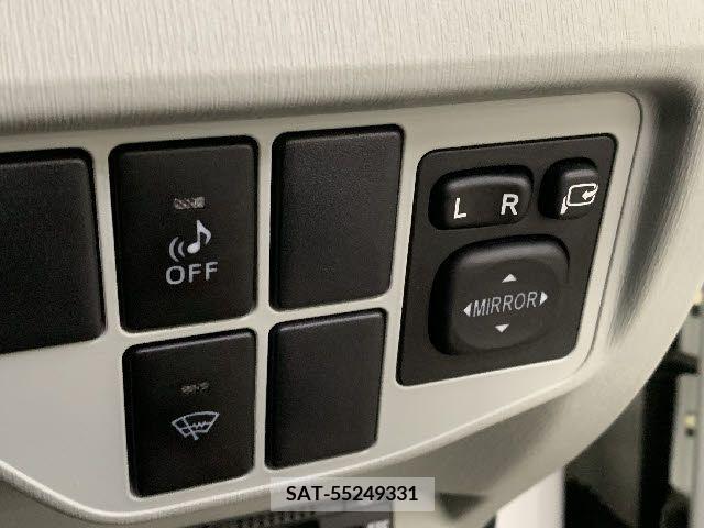 Toyota PRIUS 2015-03 232708-11