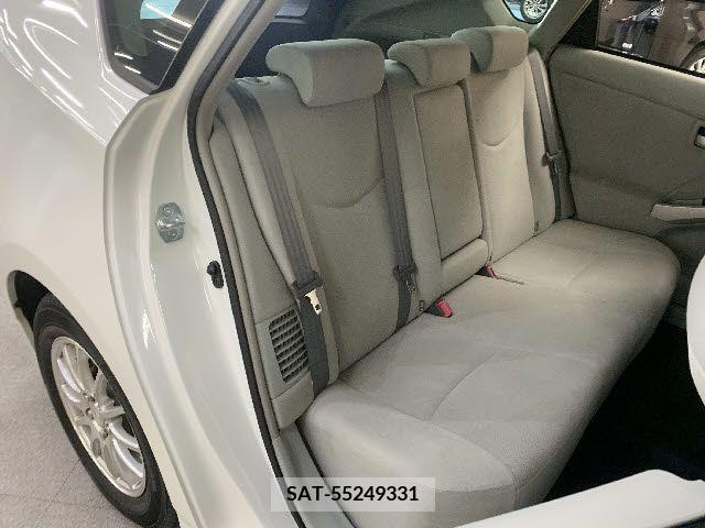 Toyota PRIUS 2015-03 232708-9