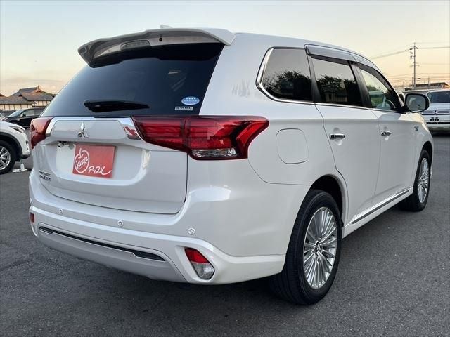 Mitsubishi OUTLANDER PHEV 2018-11 19145-3
