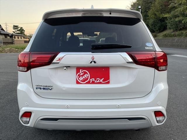 Mitsubishi OUTLANDER PHEV 2018-11 19145-4