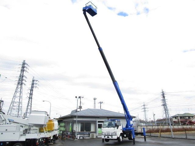 Isuzu ELF TRUCK 2015-01 184-10