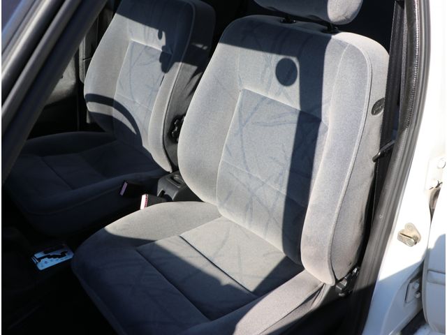 Peugeot 306 2001-07 946-6