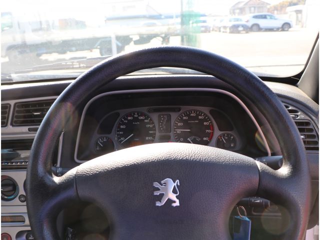 Peugeot 306 2001-07 946-1