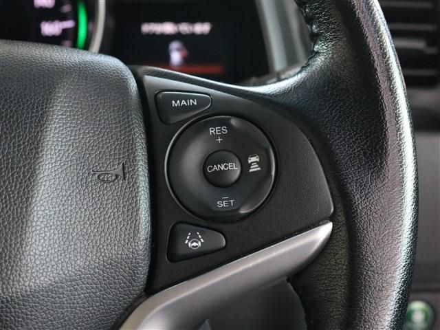 Honda FIT HYBRID 2017-10 28516-19