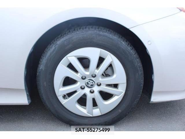 Toyota PRIUS 2017-11 366402-12
