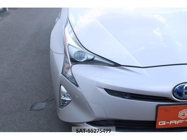 Toyota PRIUS 2017-11 366402-10