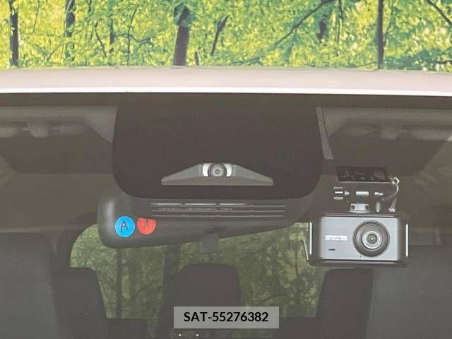 Toyota NOAH HYBRID 2022-10 365189-4
