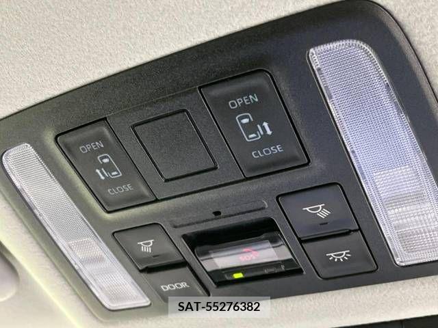 Toyota NOAH HYBRID 2022-10 365189-3