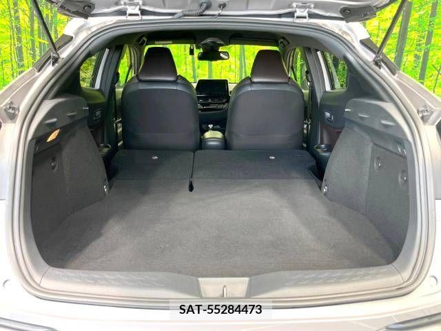Toyota C-HR 2018-11 389935-10