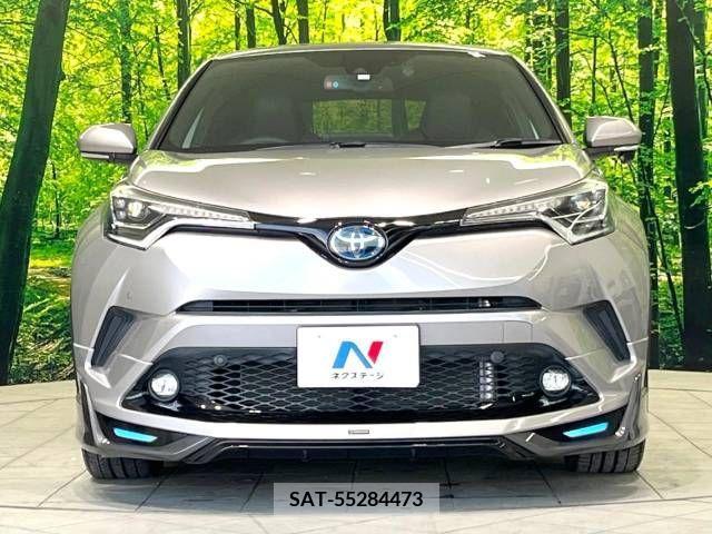 Toyota C-HR 2018-11 389935-14