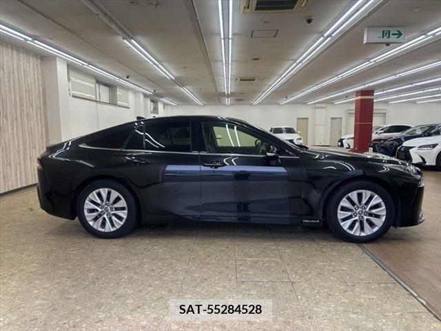 Toyota Mirai 2022-02 277761-3