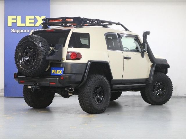 Toyota FJ CRUISER 2018-03 184297-2