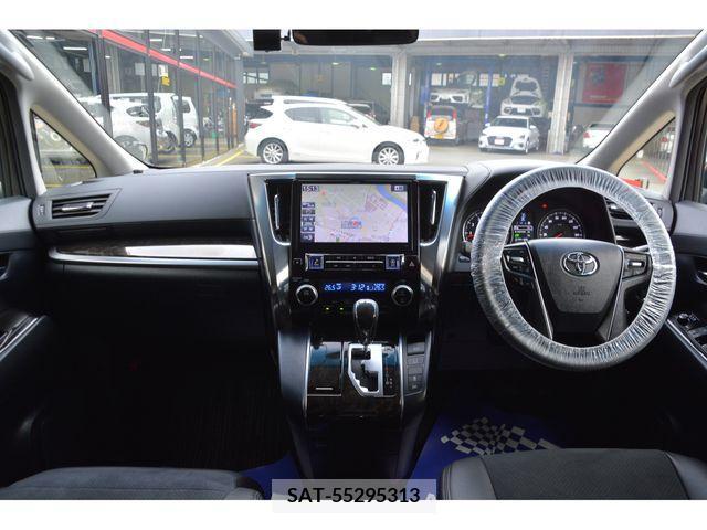 Toyota VELLFIRE 2016-06 211719-6