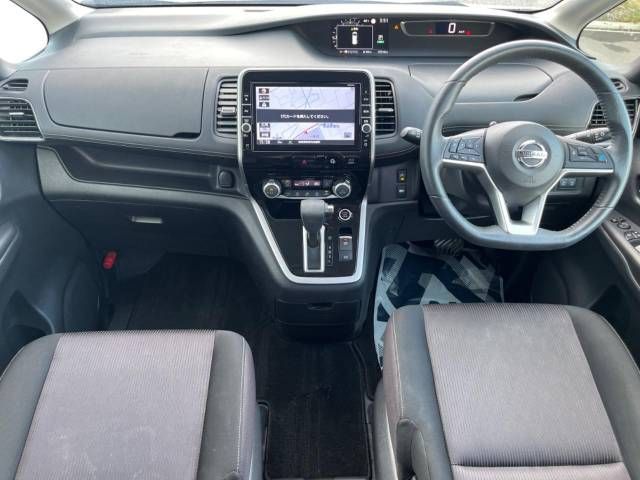 Nissan SERENA 2018-11 11256-1