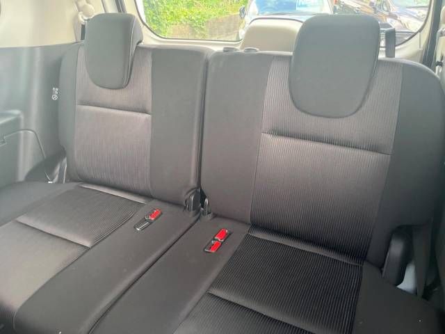 Nissan SERENA 2018-11 11256-10