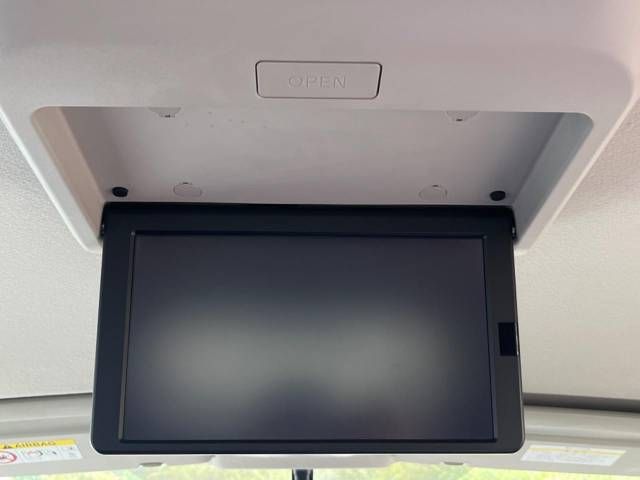 Nissan SERENA 2018-11 11256-3