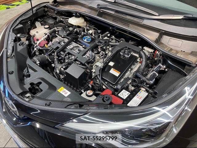 Toyota C-HR 2019-11 216018-18