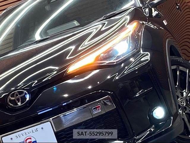 Toyota C-HR 2019-11 216018-16