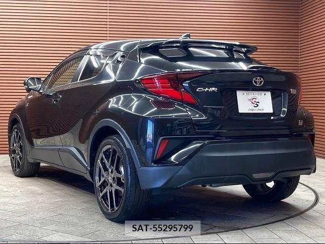 Toyota C-HR 2019-11 216018-13