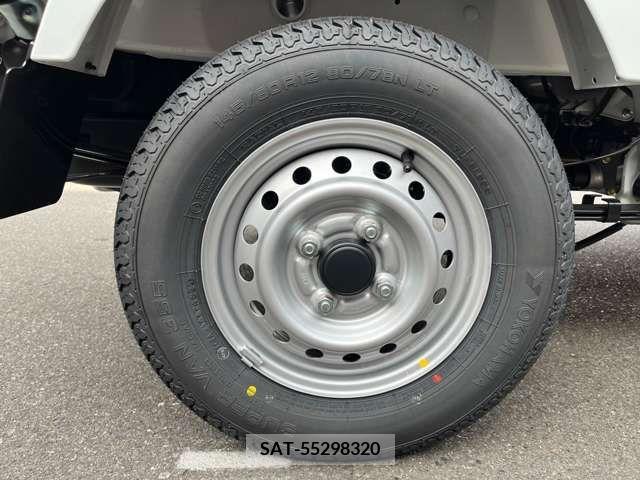 Nissan CLIPPER 2022-12 208047-18
