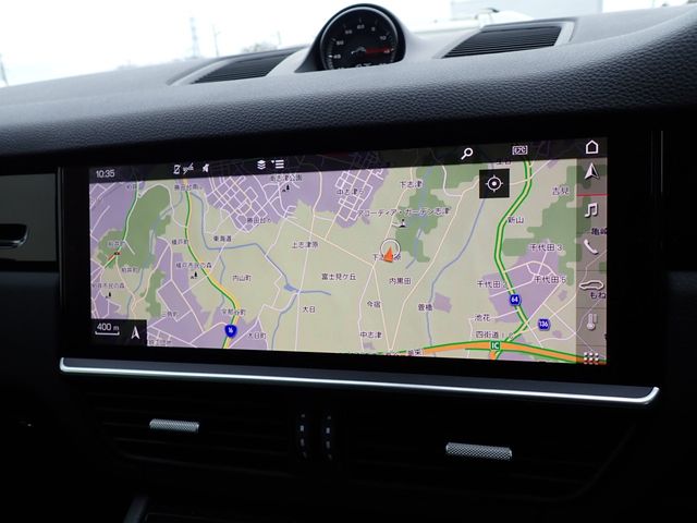 Porsche CAYENNE 2021-04 27923-23