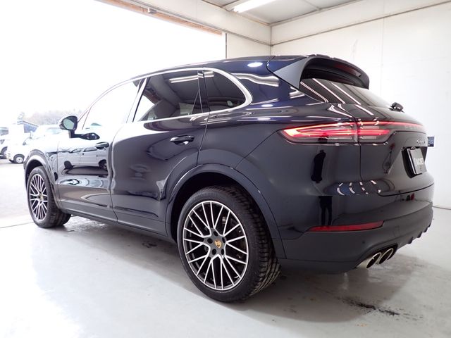 Porsche CAYENNE 2021-04 27923-2