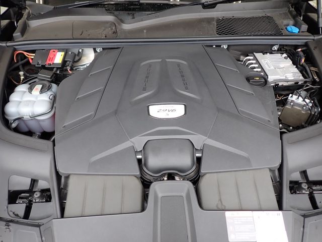 Porsche CAYENNE 2021-04 27923-11