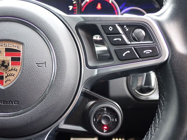 Porsche CAYENNE 2021-04 27923-19