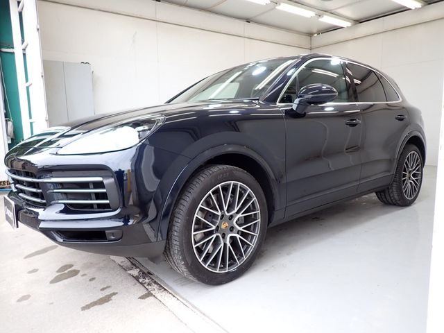 Porsche CAYENNE 2021-04 27923-6