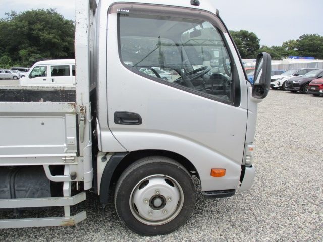Hino DUTRO 2018-10 8296-4