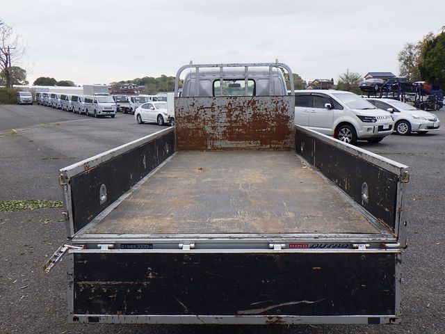 Hino DUTRO 2018-10 8296-8