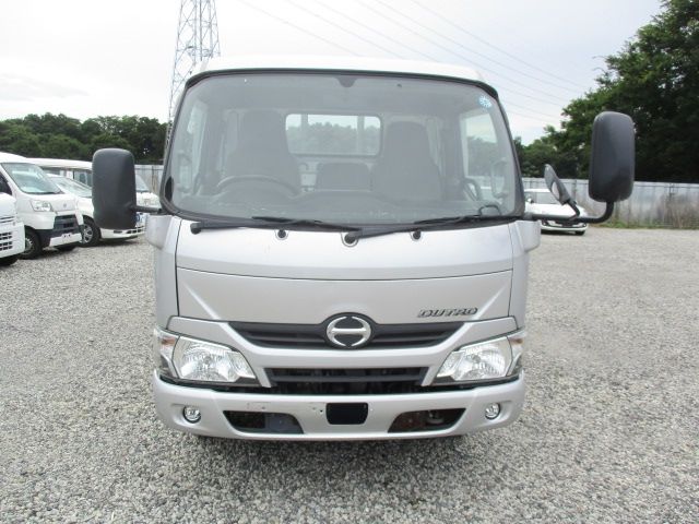 Hino DUTRO 2018-10 8296-5
