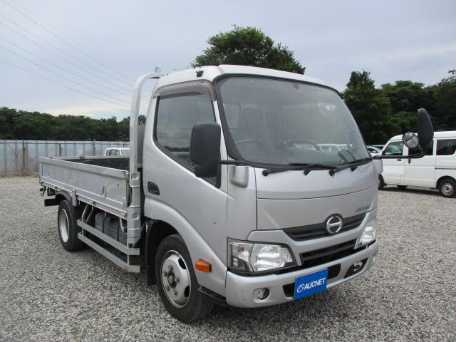 Hino DUTRO 2018-10 8296-0