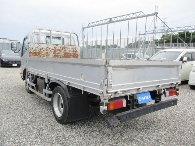 Hino DUTRO 2018-10 8296-2
