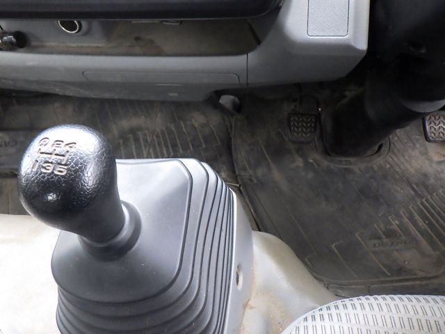 Hino DUTRO 2018-10 8296-13
