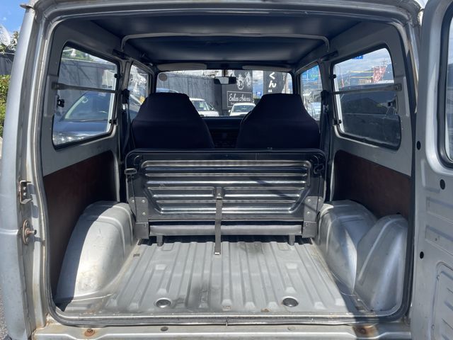 Suzuki JIMNY 1982-01 6333-24